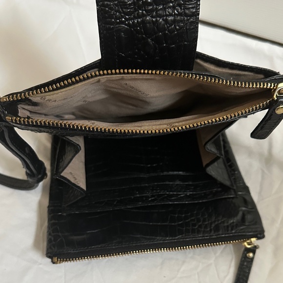 Brahmin Melbourne Black Mojito Croc Embossed Crossbody Bag - Picture 5 of 9
